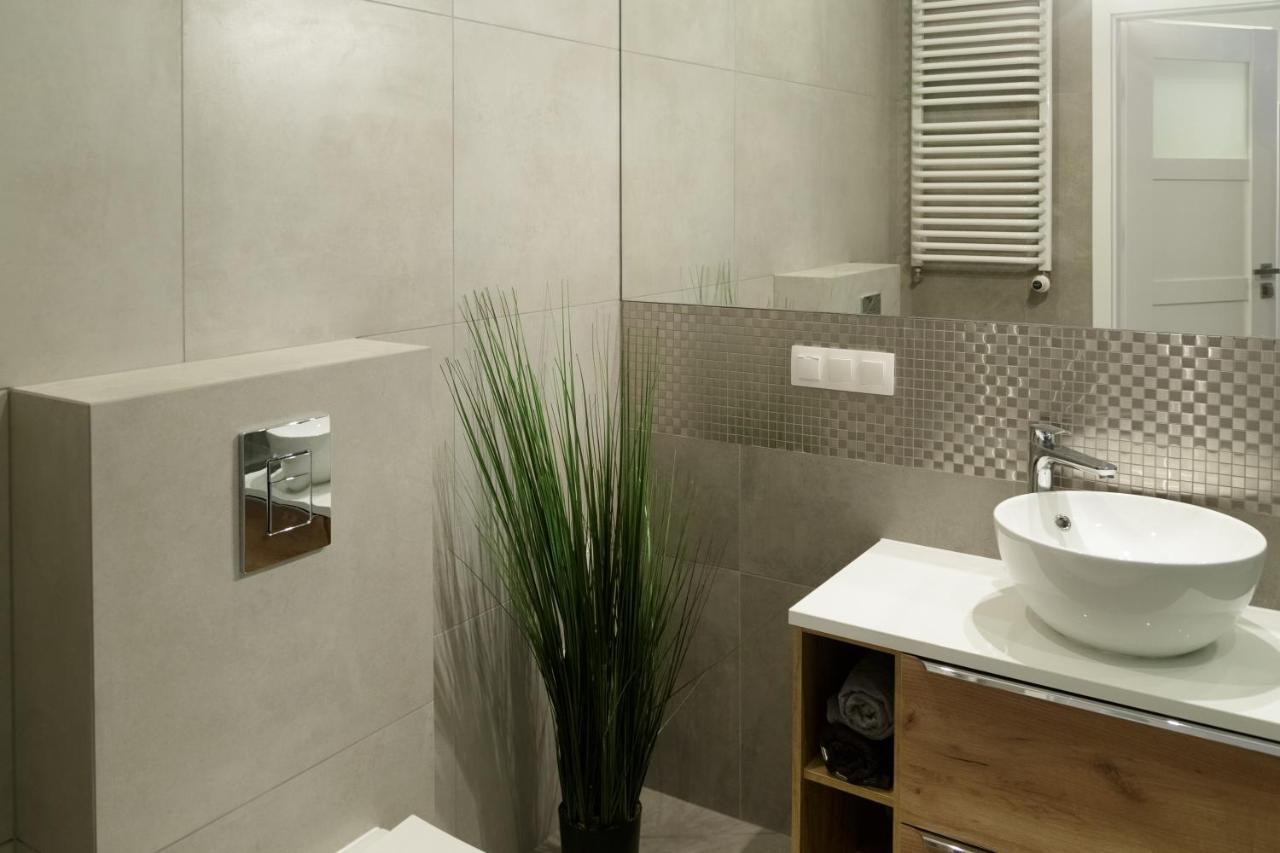 Modern Silver Apartment Krasków Eksteriør bilde